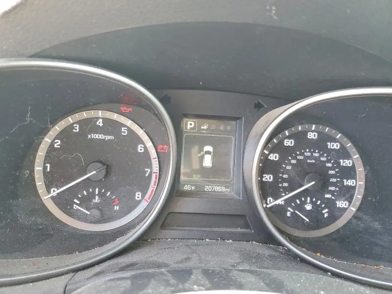 2017 HYUNDAI SANTA FE SE  