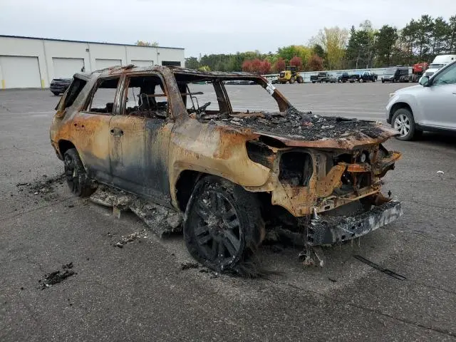 2017 TOYOTA 4RUNNER SR5/SR5 PREMIUM  