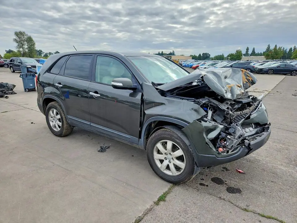 2012 KIA SORENTO LX  