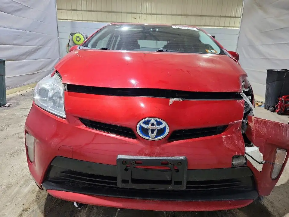 2015 TOYOTA PRIUS FOUR  