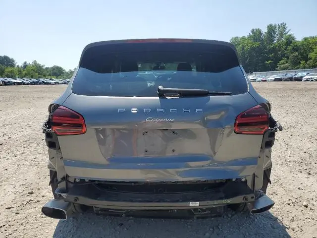 2017 PORSCHE CAYENNE   