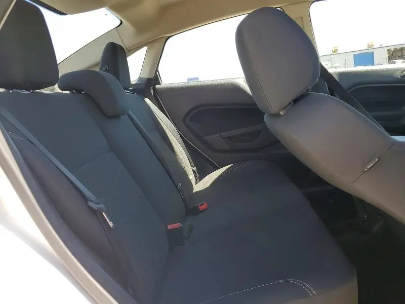 2015 FORD FIESTA SE  