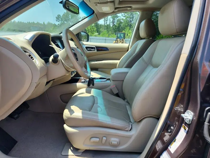 2015 NISSAN PATHFINDER SL  