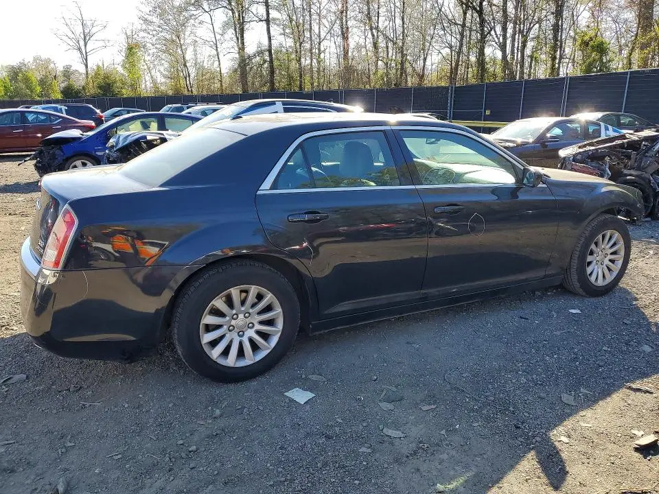 2013 CHRYSLER 300   