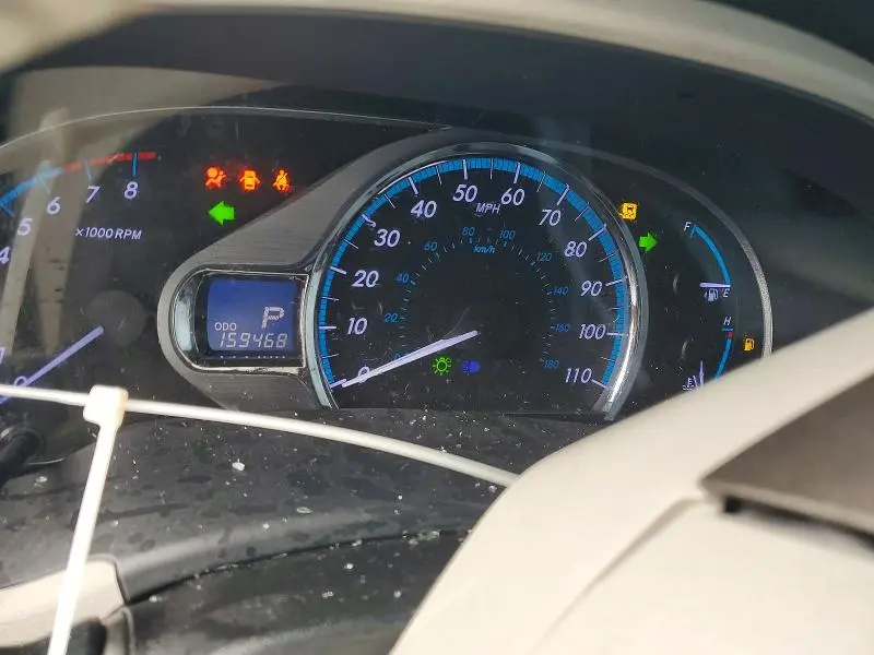 2011 TOYOTA SIENNA XLE 8-PASSENGER  