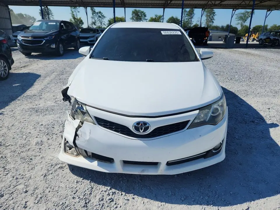 2012 TOYOTA CAMRY SE  