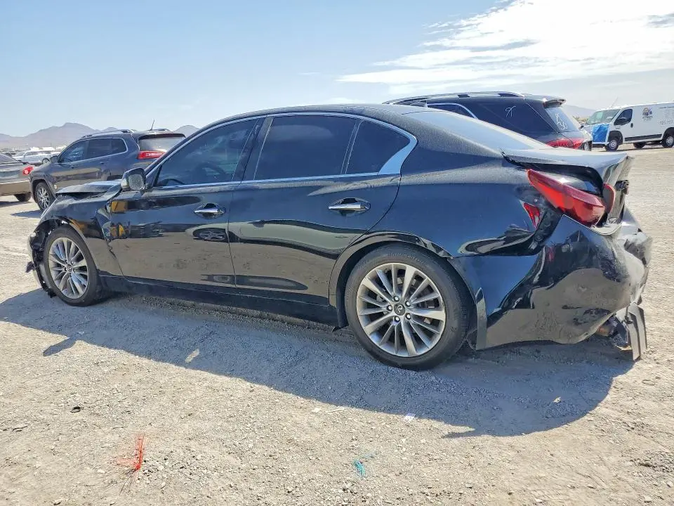2021 INFINITI Q50 LUXE  