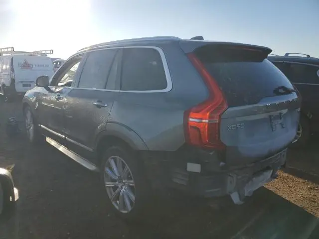 2016 VOLVO XC90 T6