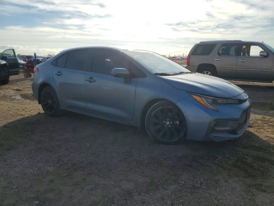 2021 TOYOTA COROLLA SE  