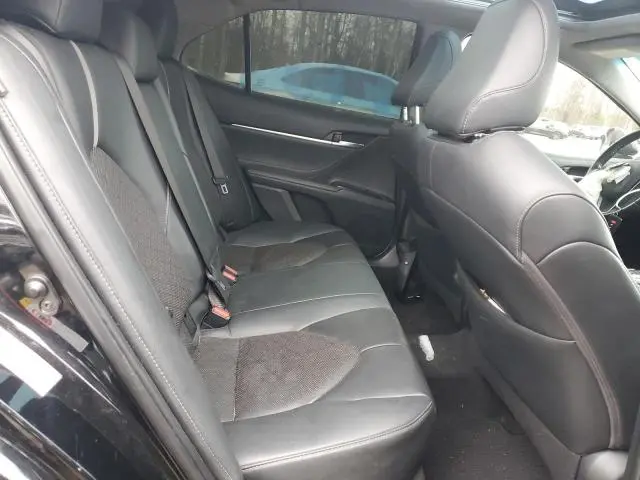 2018 TOYOTA CAMRY XSE  