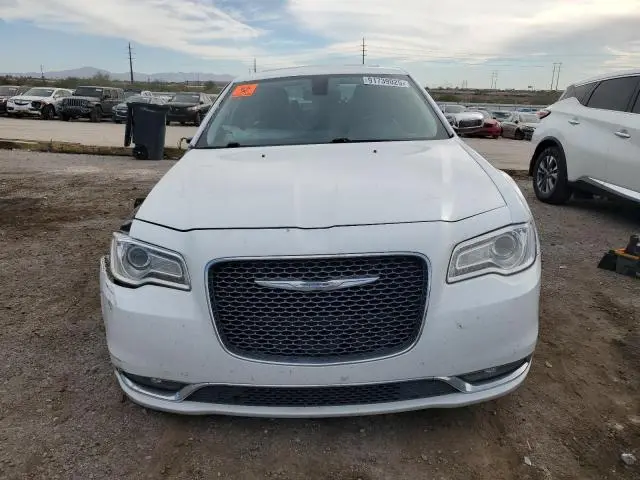 2016 CHRYSLER 300C   