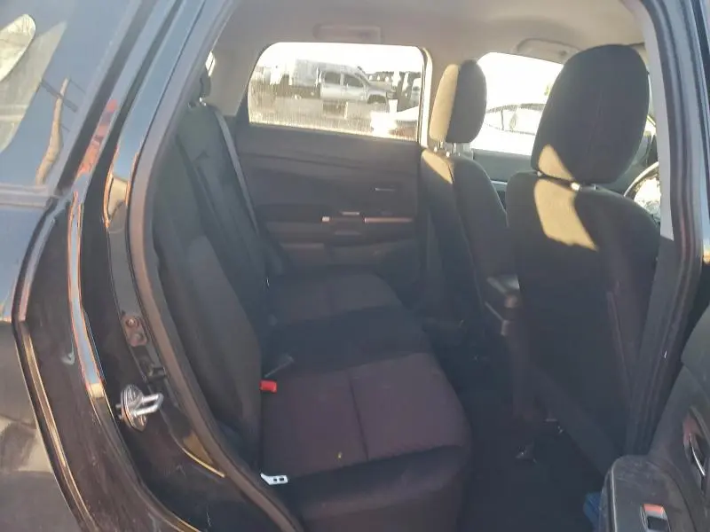 2019 MITSUBISHI OUTLANDER SPORT ES  