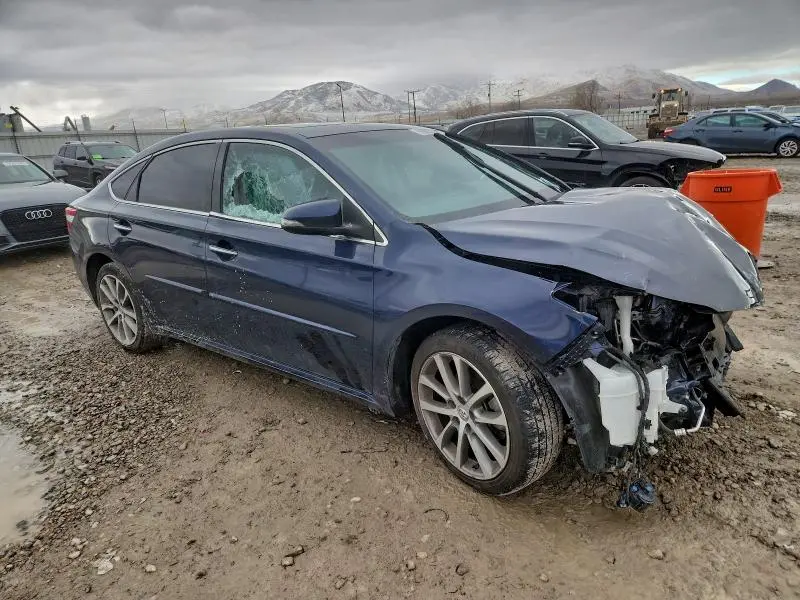 2015 TOYOTA AVALON XLE  