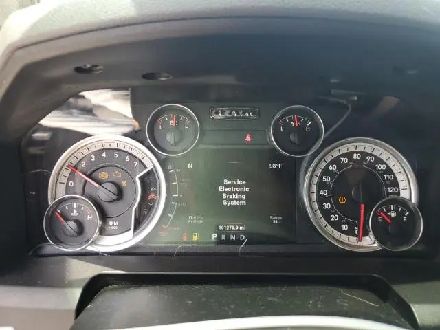 2014 RAM 1500 SLT  