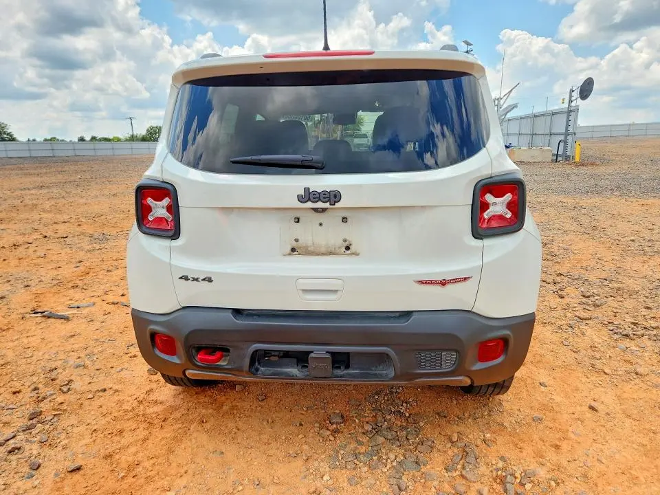 2020 JEEP RENEGADE TRAILHAWK  