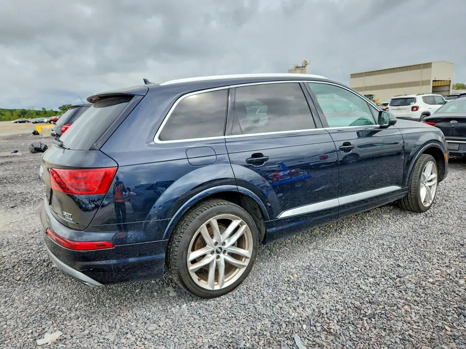 2017 AUDI Q7 PRESTIGE  