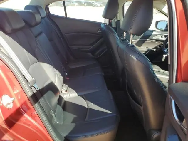 2018 MAZDA 3 TOURING  