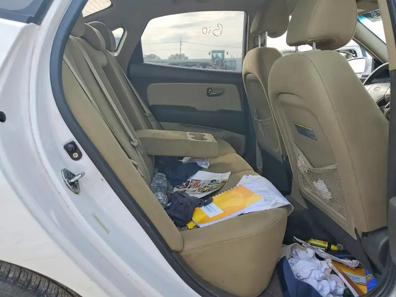 2010 HYUNDAI ELANTRA GLS  