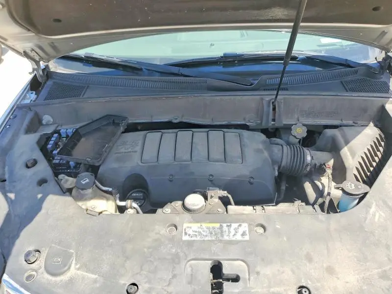 2014 CHEVROLET TRAVERSE LS  