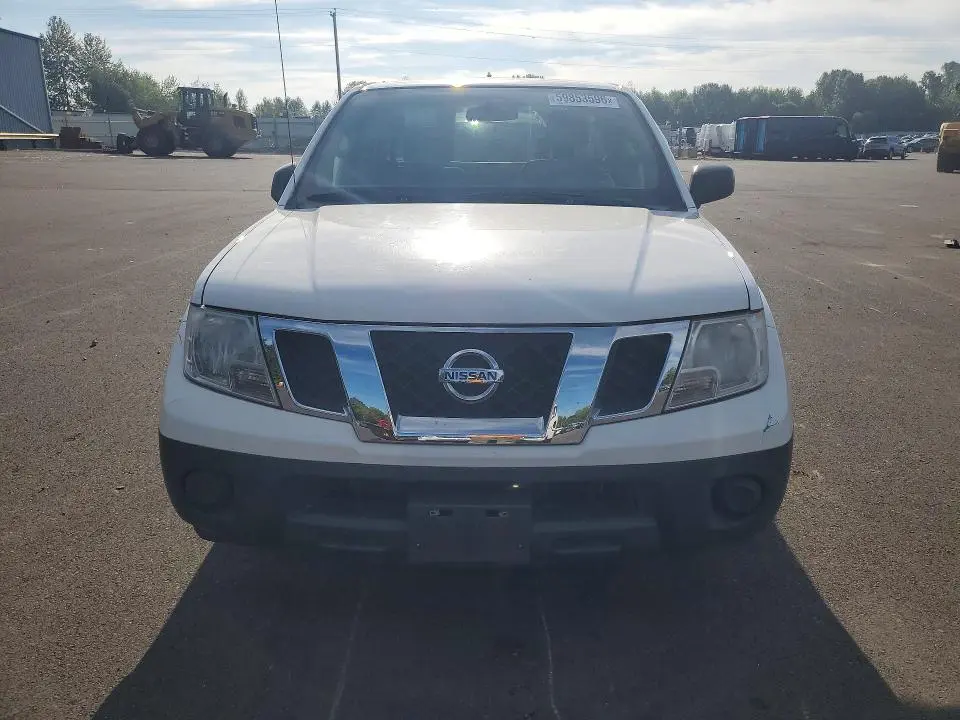 2015 NISSAN FRONTIER S  