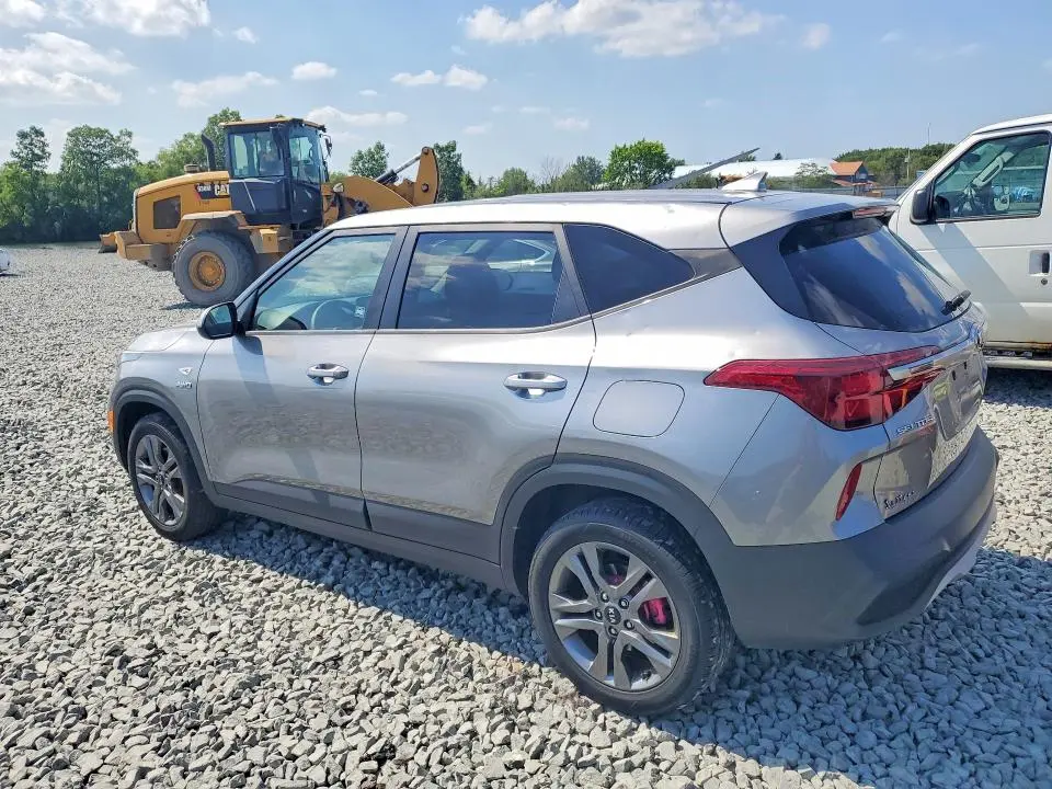 2021 KIA SELTOS LX  