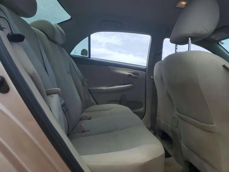 2013 TOYOTA COROLLA L  