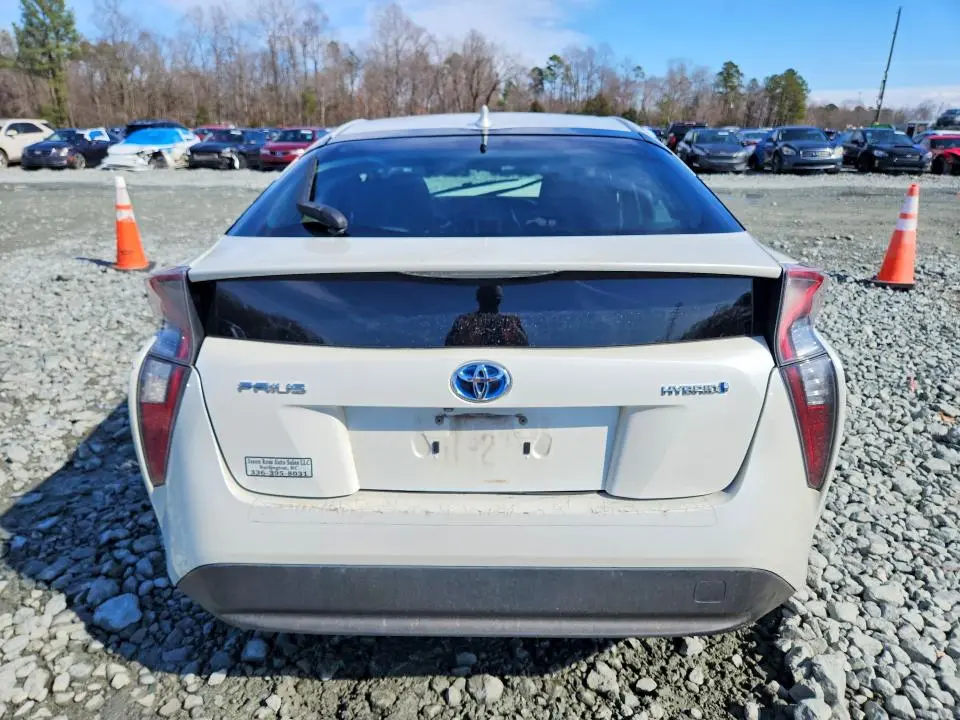 2017 TOYOTA PRIUS   