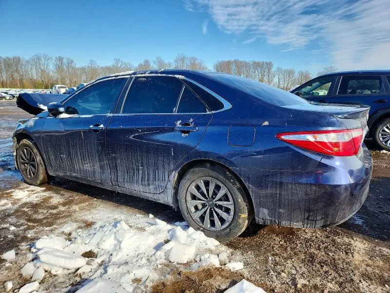 2016 TOYOTA CAMRY LE  