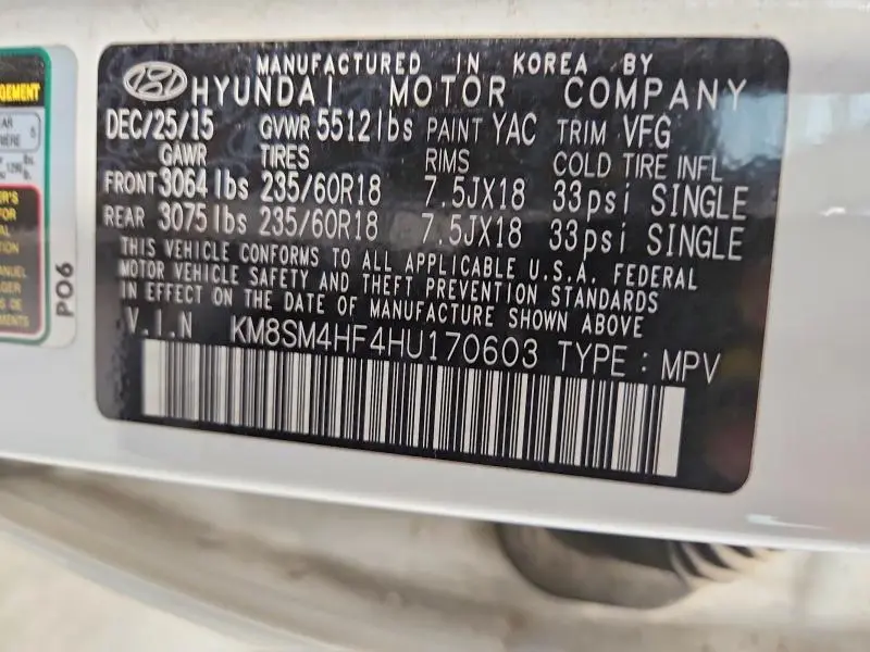 2017 HYUNDAI SANTA FE SE  
