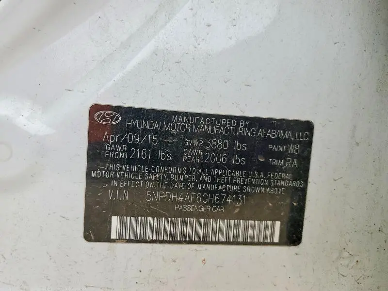 2016 HYUNDAI ELANTRA SE  