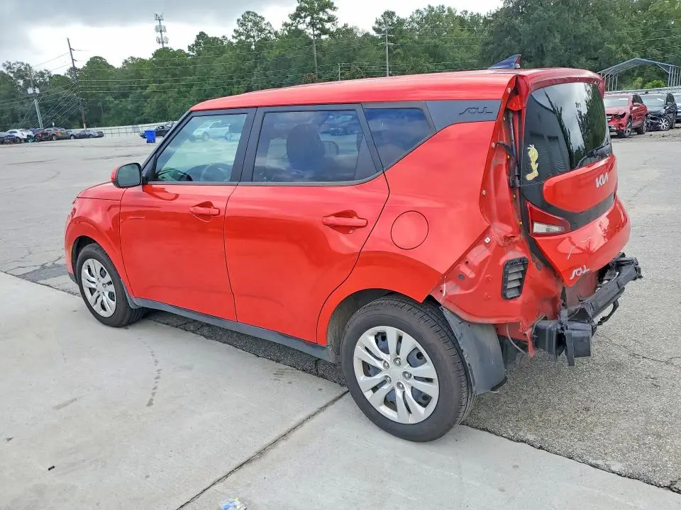 2022 KIA SOUL LX  