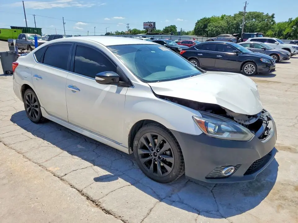 2017 NISSAN SENTRA SR  
