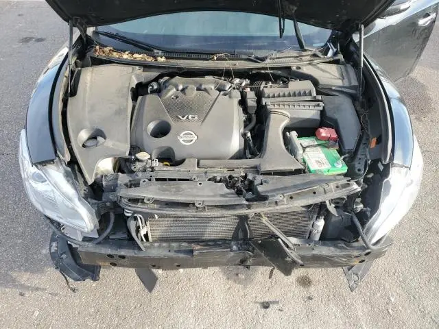 2012 NISSAN MAXIMA S  