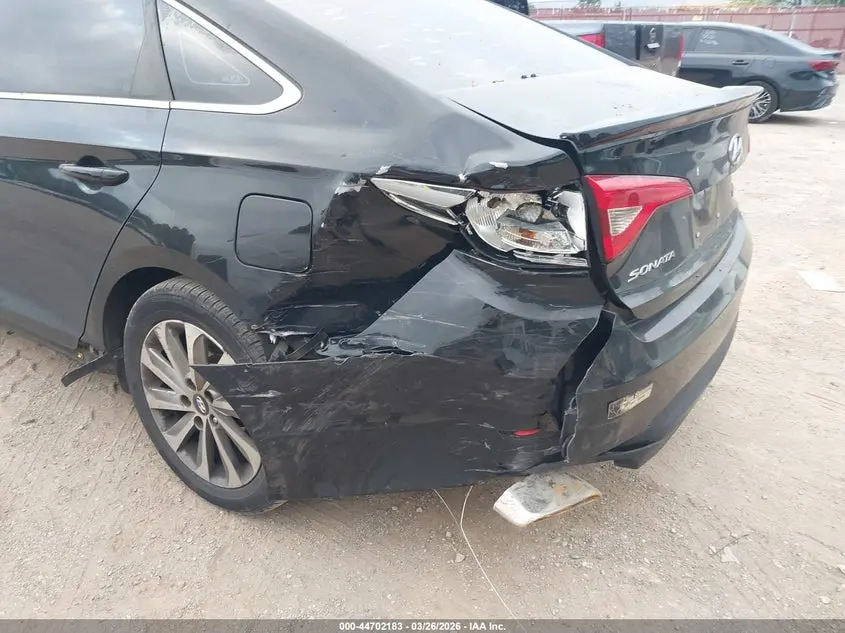 2015 HYUNDAI SONATA SPORT