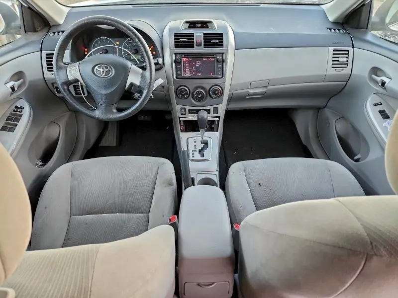 2013 TOYOTA COROLLA BASE  