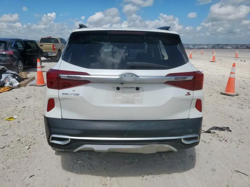 2021 KIA SELTOS S  