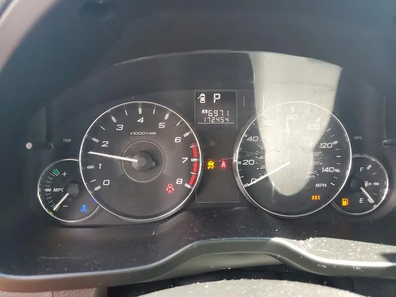2011 SUBARU OUTBACK 2.5I LIMITED  