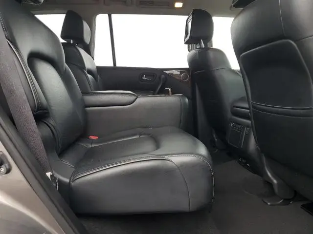 2016 INFINITI QX80   