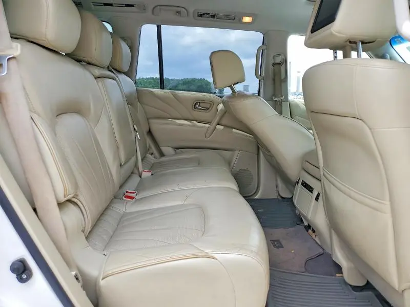 2017 INFINITI QX80 BASE  