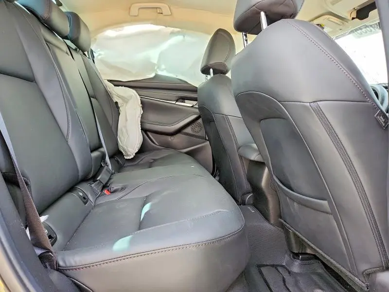 2024 MAZDA 3 SELECT SPORT  