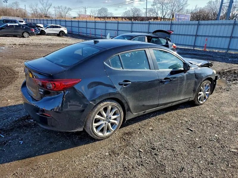 2015 MAZDA 3 TOURING  