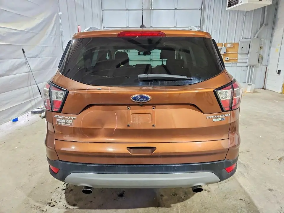 2017 FORD ESCAPE TITANIUM  