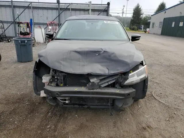 2013 VOLKSWAGEN JETTA SE  