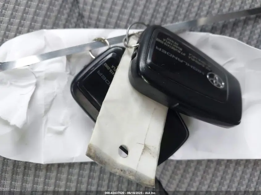 2023 TOYOTA HIGHLANDER L