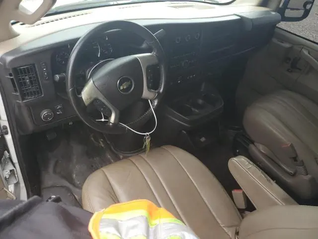 2017 CHEVROLET EXPRESS G2500   