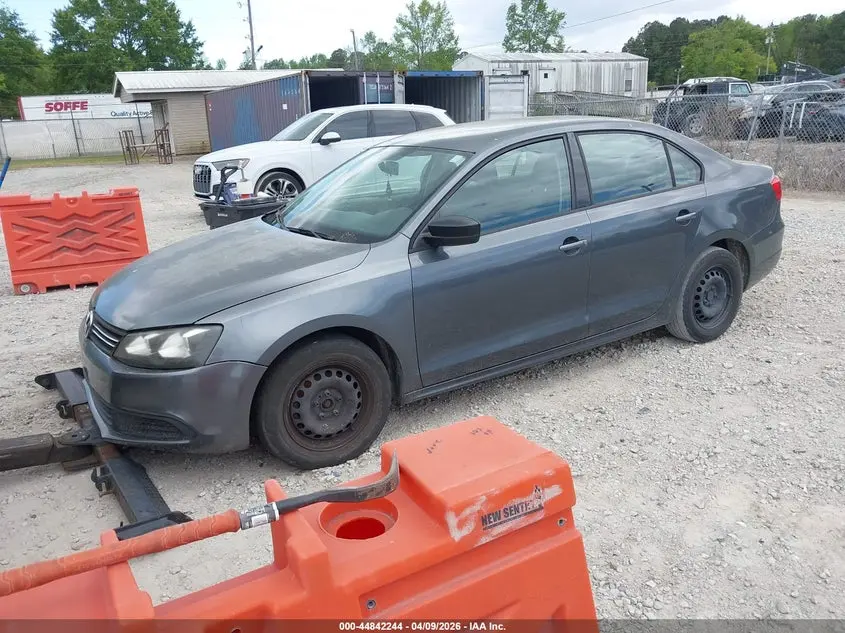 2011 VOLKSWAGEN JETTA 2.0L S