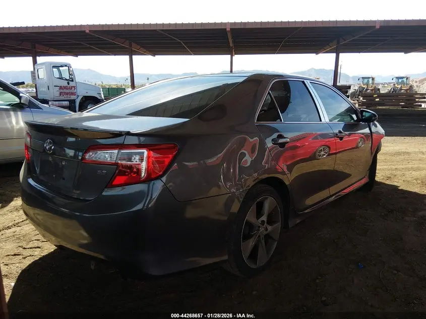 2014 TOYOTA CAMRY SE SPORT