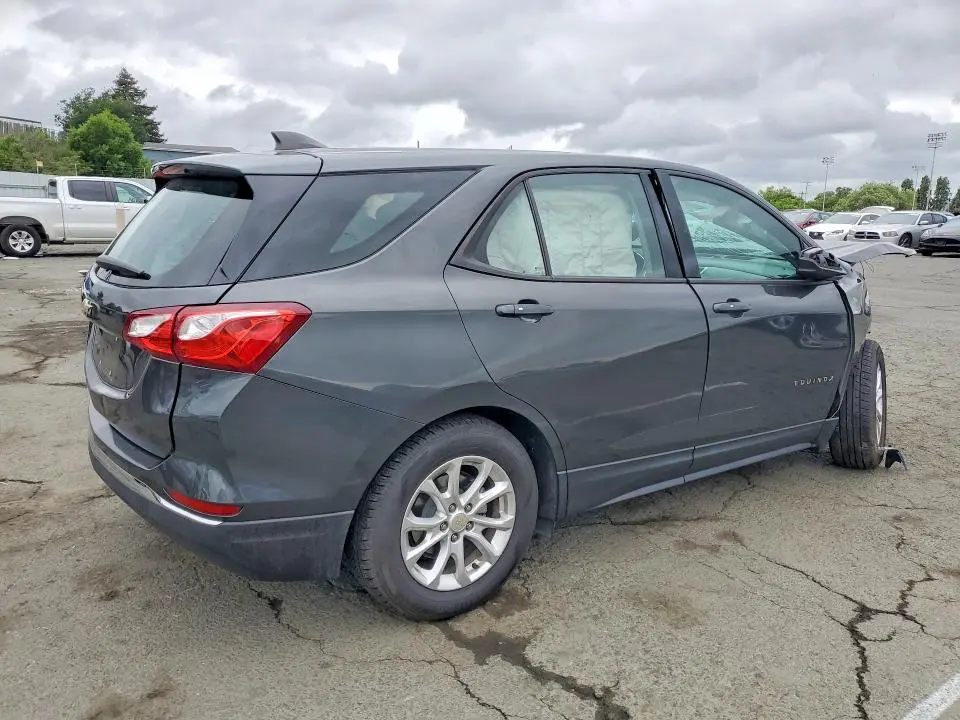 2018 CHEVROLET EQUINOX LS  