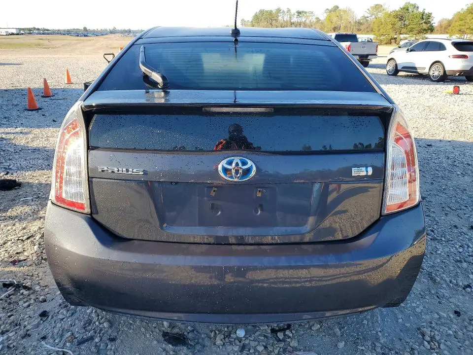 2015 TOYOTA PRIUS THREE  