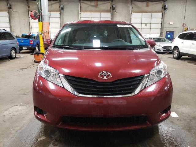 2012 TOYOTA SIENNA LE